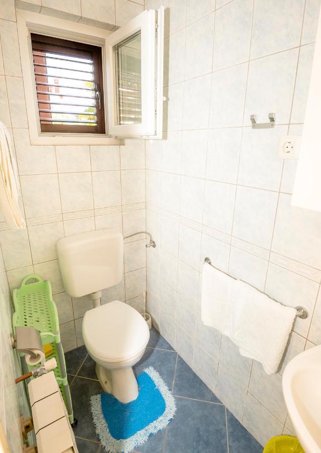 Guest House Ab Adria Home روفينج المظهر الخارجي الصورة