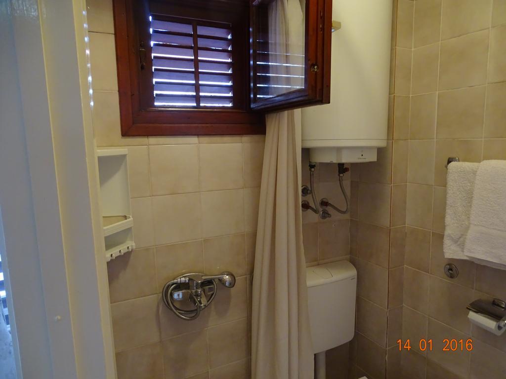 Guest House Ab Adria Home روفينج الغرفة الصورة