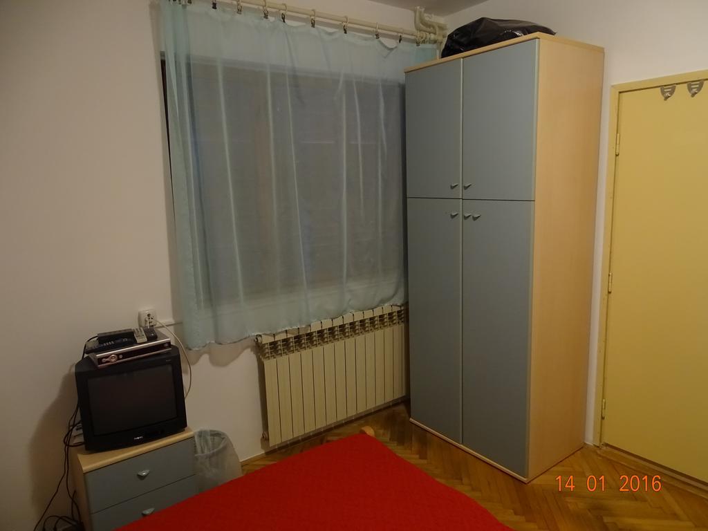 Guest House Ab Adria Home روفينج الغرفة الصورة