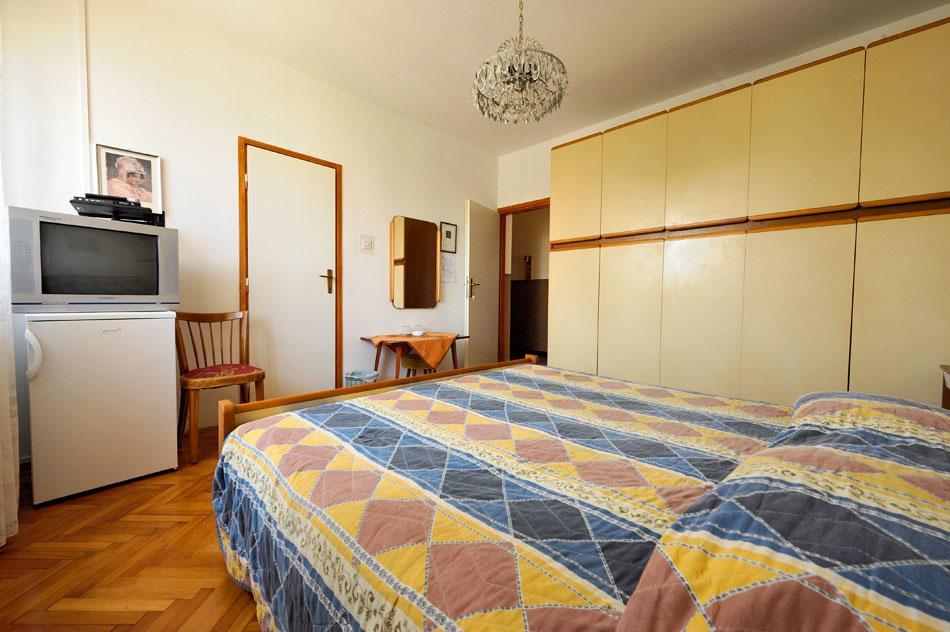 Guest House Ab Adria Home روفينج الغرفة الصورة